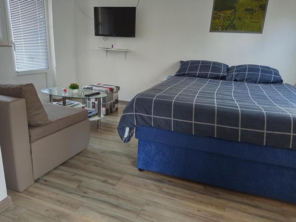 Apartman Borna 오토칵 외부 사진